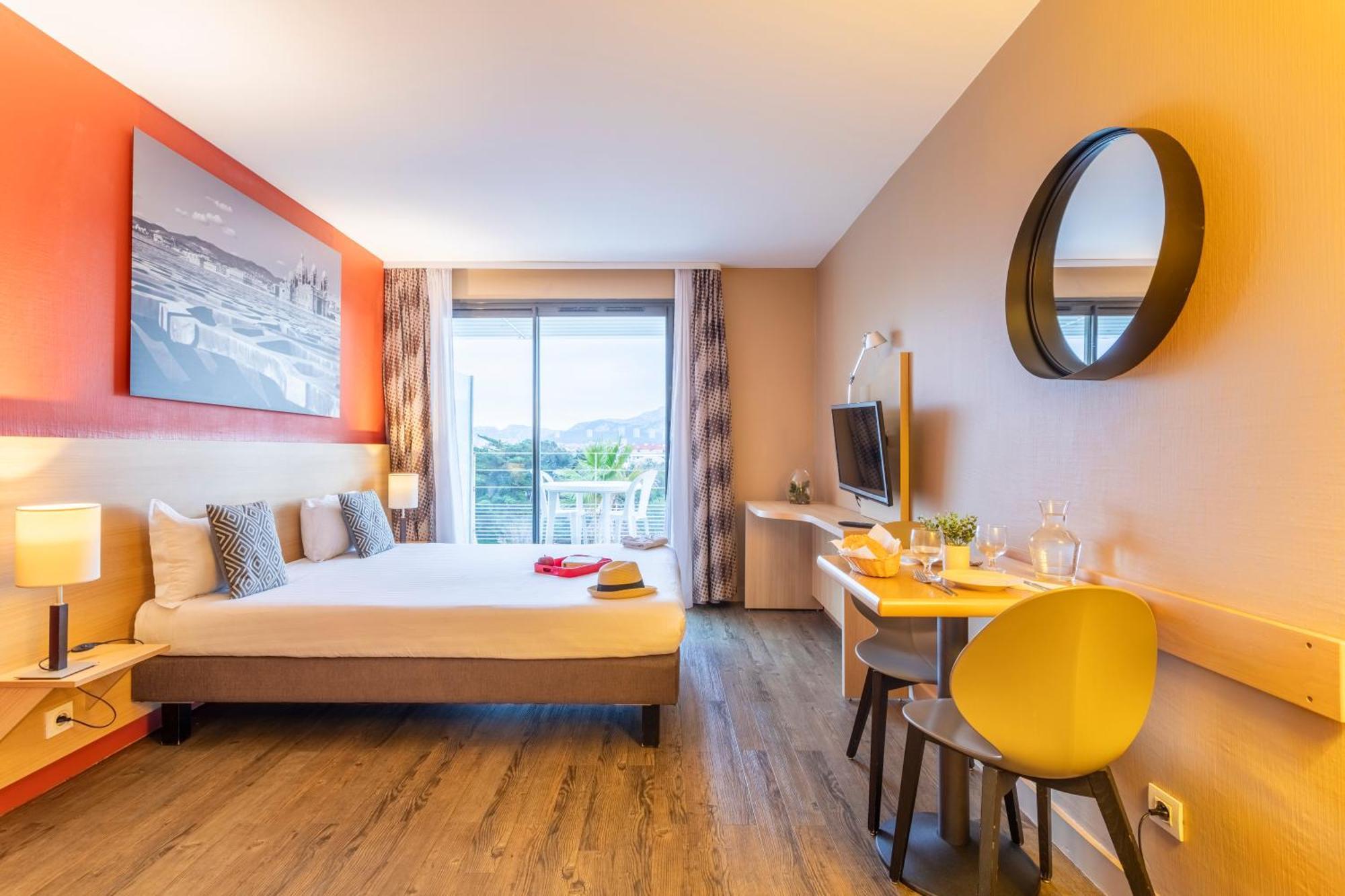 Comfort Aparthotel Marseille Prado Εξωτερικό φωτογραφία